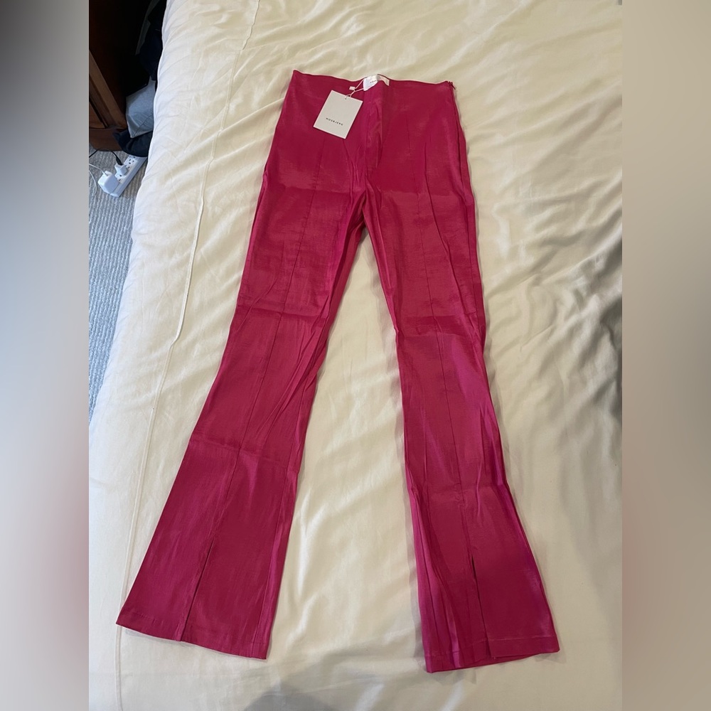 NWT Hosbjerg Elora High Waist Pink Flare Pants with Slit - Picture 2 of 4
